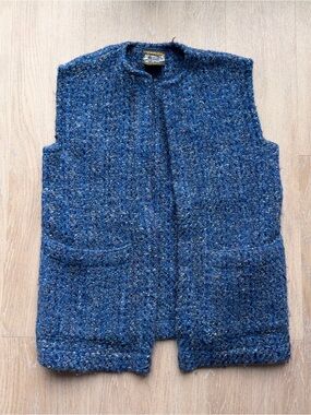 Vintage Tapestries Ireland Limited wool sweater vest